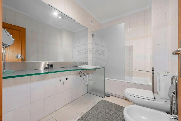 Apartamento T1 para Venda em Paranhos Foto 15