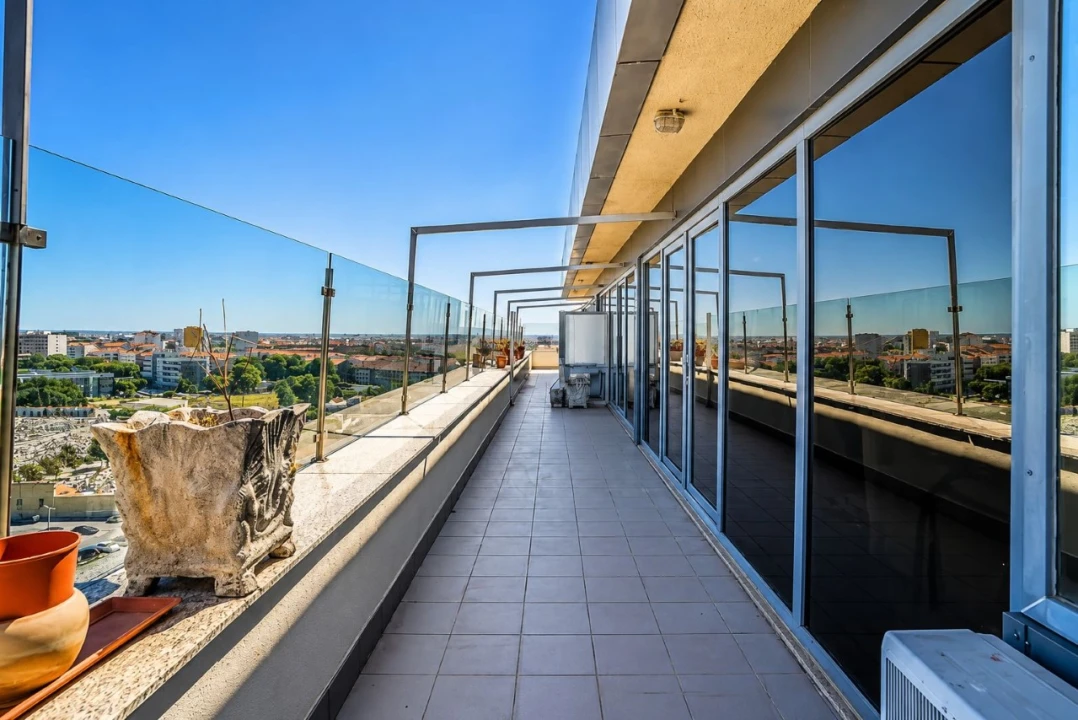Apartamento T4 para Venda em Glória e Vera Cruz Foto 7