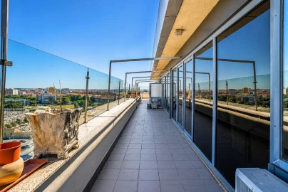 Apartamento T4 para Venda em Glória e Vera Cruz