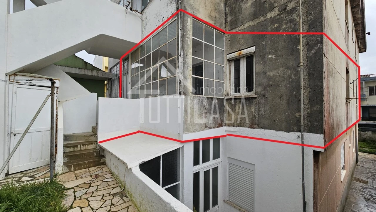 Apartamento T2 para Venda em Venda do Pinheiro e Santo Estêvão das Galés Foto 27
