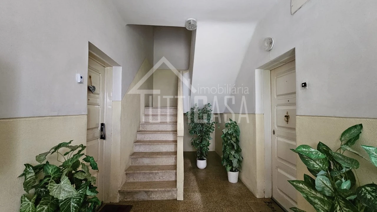 Apartamento T2 para Venda em Venda do Pinheiro e Santo Estêvão das Galés Foto 3