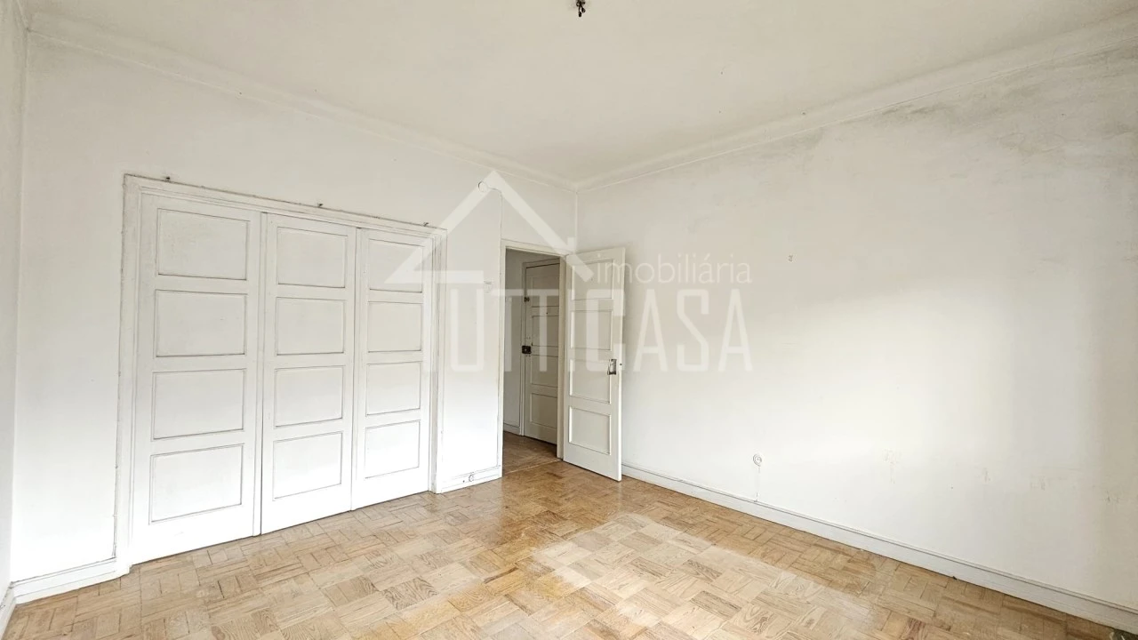 Apartamento T2 para Venda em Venda do Pinheiro e Santo Estêvão das Galés Foto 8