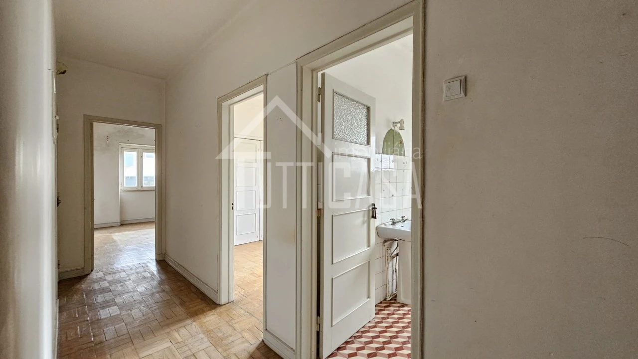 Apartamento T2 para Venda em Venda do Pinheiro e Santo Estêvão das Galés Foto 23