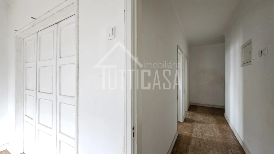 Apartamento T2 para Venda em Venda do Pinheiro e Santo Estêvão das Galés Foto 7