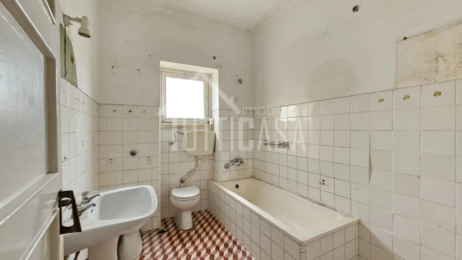 Apartamento T2 para Venda em Venda do Pinheiro e Santo Estêvão das Galés Foto 12