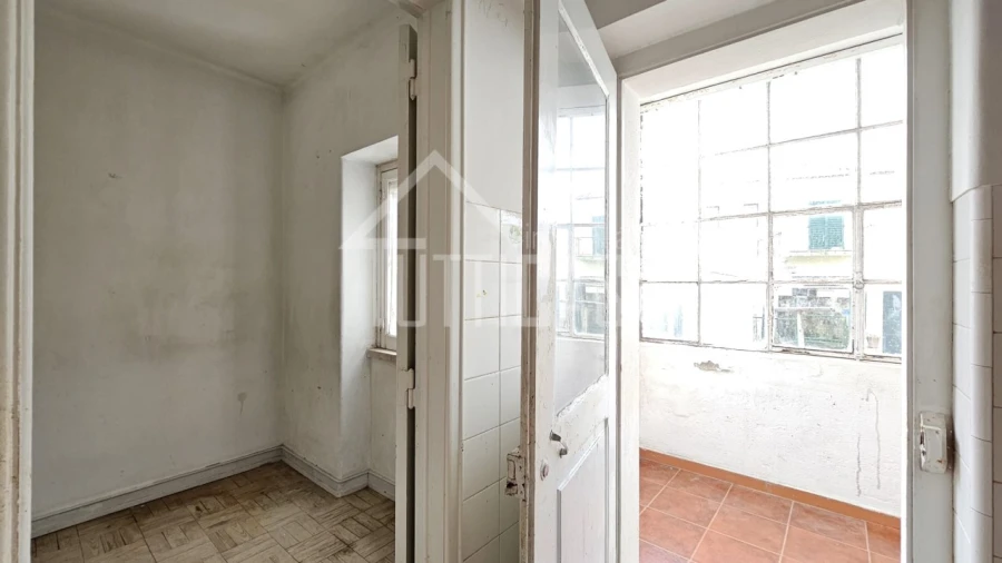 Apartamento T2 para Venda em Venda do Pinheiro e Santo Estêvão das Galés Foto 17