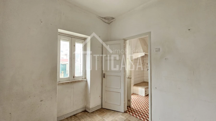 Apartamento T2 para Venda em Venda do Pinheiro e Santo Estêvão das Galés Foto 18