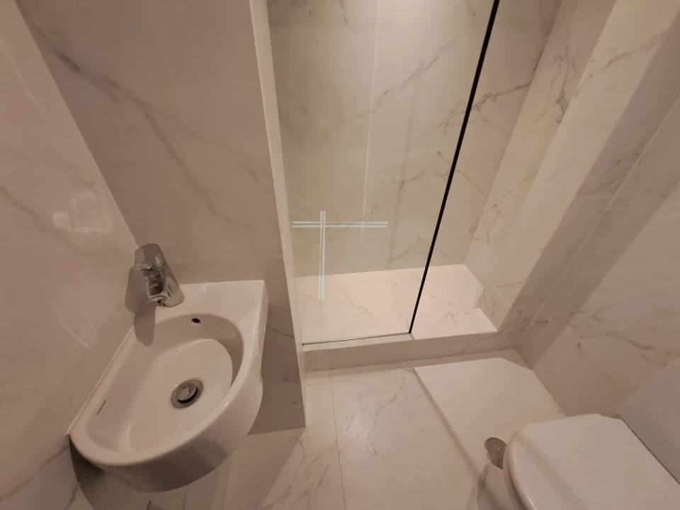 Moradia T5 para Venda em Charneca de Caparica e Sobreda Foto 13