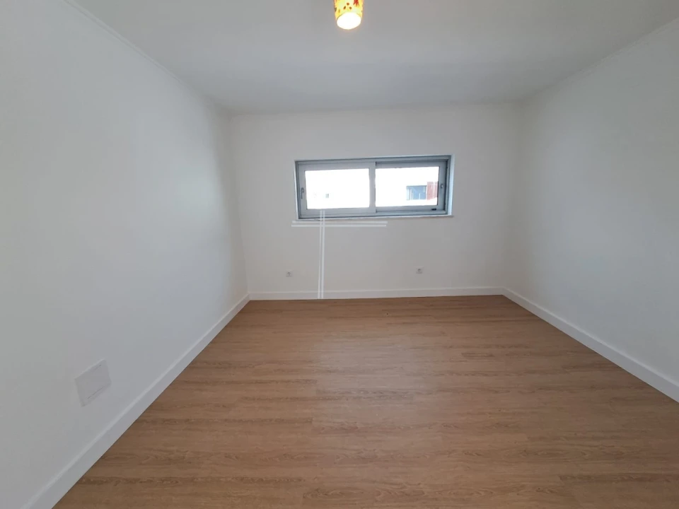Moradia T5 para Venda em Charneca de Caparica e Sobreda Foto 29