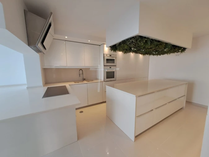 Moradia T5 para Venda em Charneca de Caparica e Sobreda Foto 11