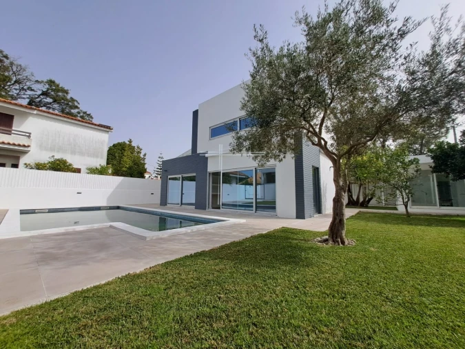 Moradia T5 para Venda em Charneca de Caparica e Sobreda Foto 43