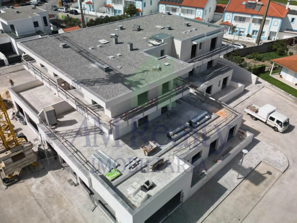 Apartamento T3 para Venda em Ferrel Foto 1