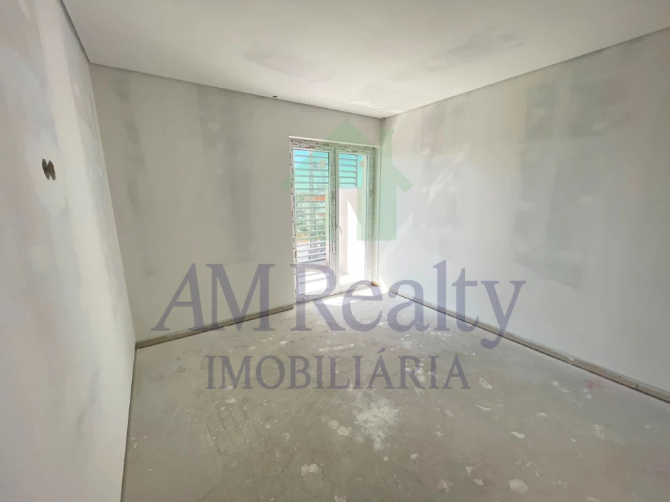 Apartamento T2 para Venda em Ferrel Foto 2