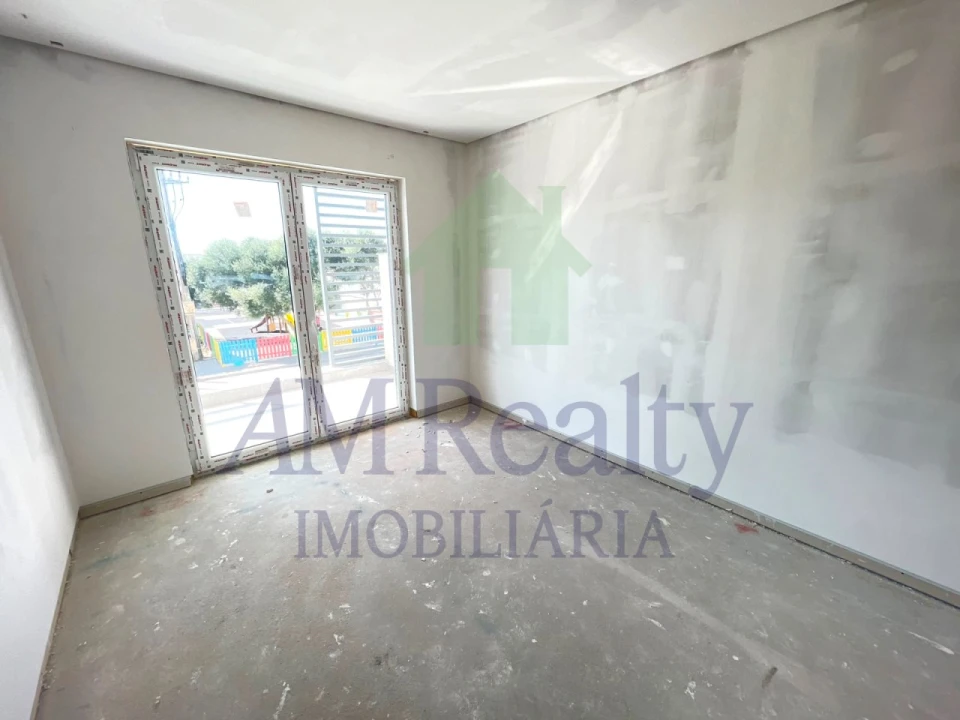 Apartamento T2 para Venda em Ferrel Foto 3