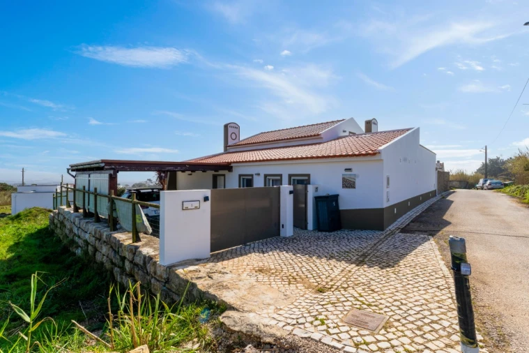 Moradia T3 para Venda em Caldas da Rainha - Santo Onofre e Serra do Bouro Foto 3