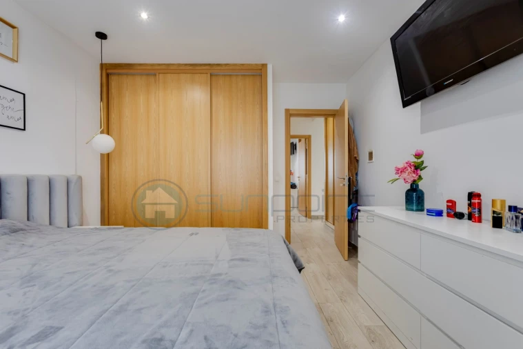 Moradia T2 para Venda em Luz Foto 12