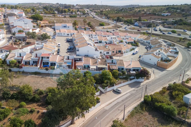 Moradia T2 para Venda em Luz Foto 17