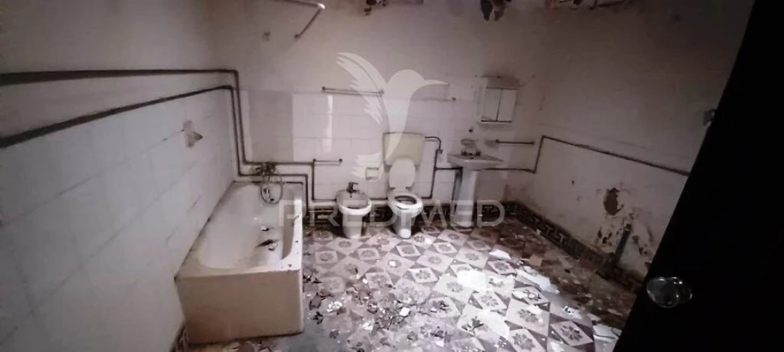 Moradia T6 para Venda em Ribeira de Nisa e Carreiras Foto 5