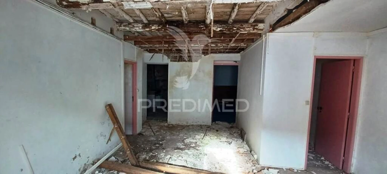 Moradia T6 para Venda em Ribeira de Nisa e Carreiras Foto 9