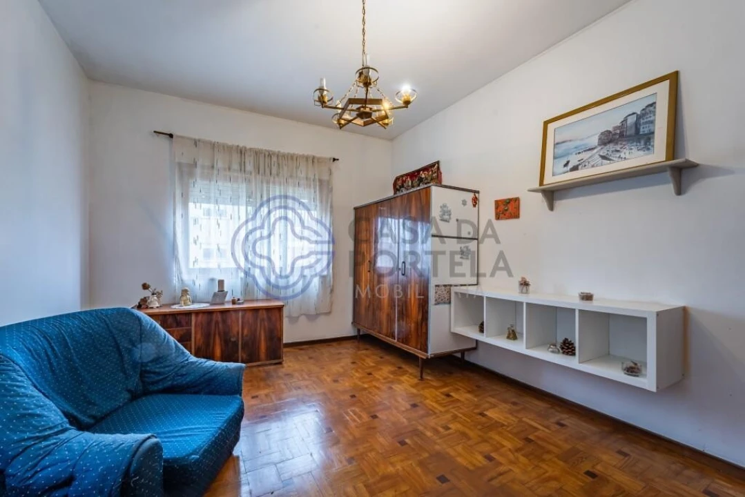 Moradia T3 para Venda em Pedrouços Foto 6