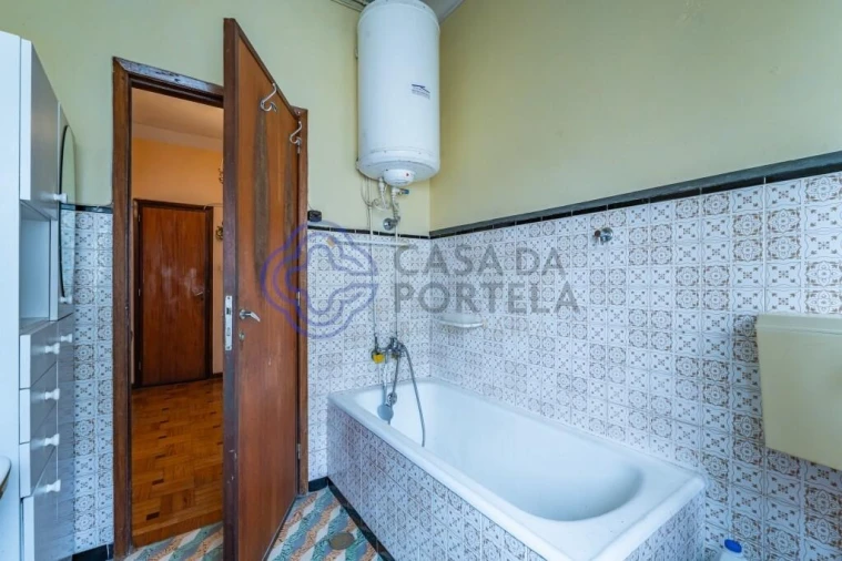 Moradia T3 para Venda em Pedrouços Foto 13