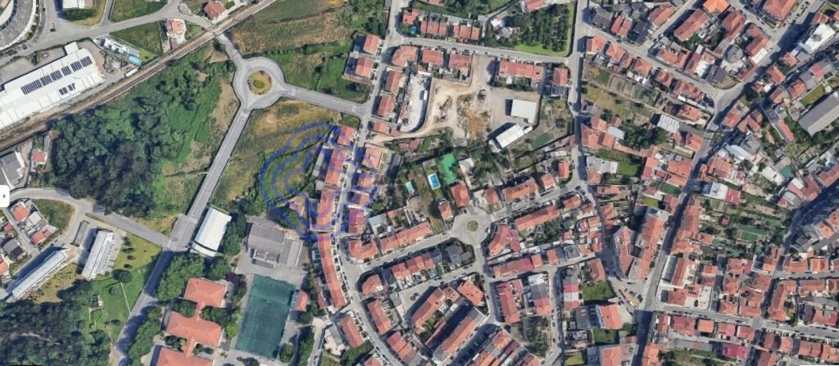 Moradia T3 para Venda em Pedrouços Foto 23