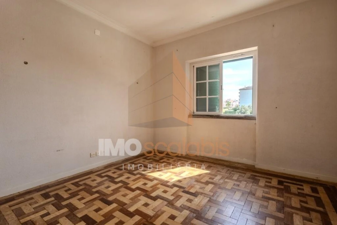 Moradia T4 para Venda em Romeira e Várzea Foto 32