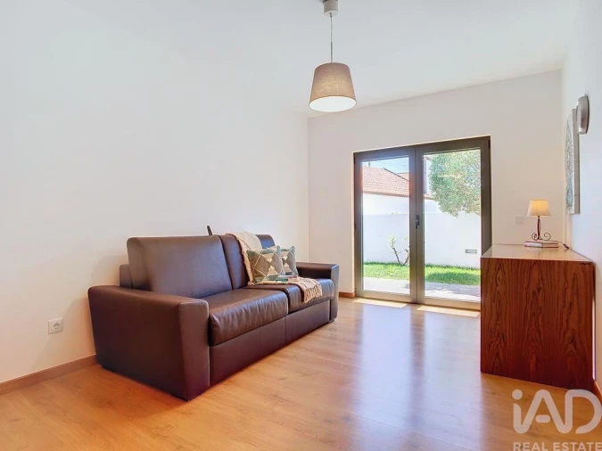 Moradia T3 para Arrendamento em Silveira Foto 8