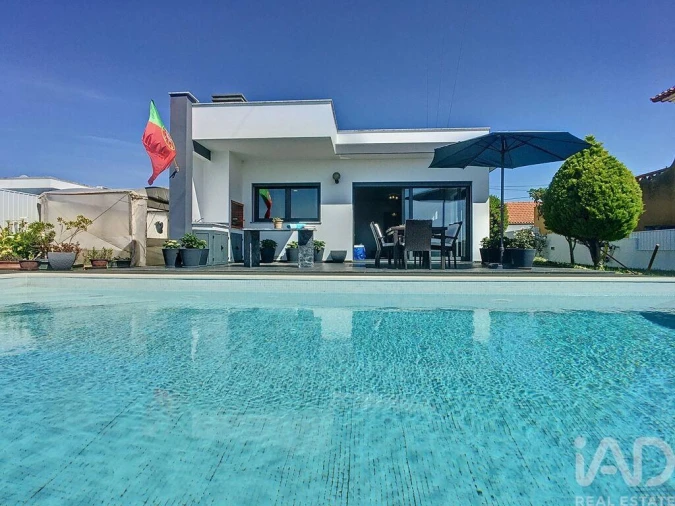 Moradia T3 para Arrendamento em Silveira Foto 1