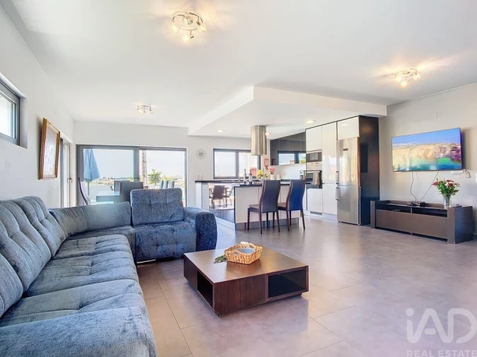 Moradia T3 para Arrendamento em Silveira Foto 23