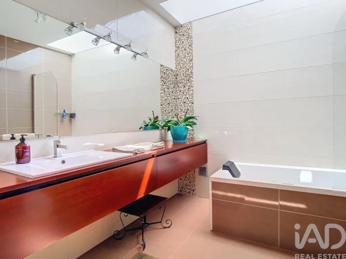 Moradia T3 para Arrendamento em Silveira Foto 16