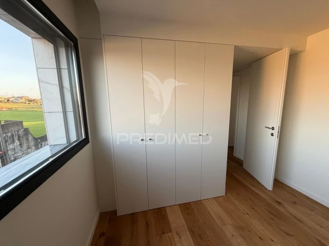 Apartamento T2 para Venda em Oliveira do Douro Foto 4