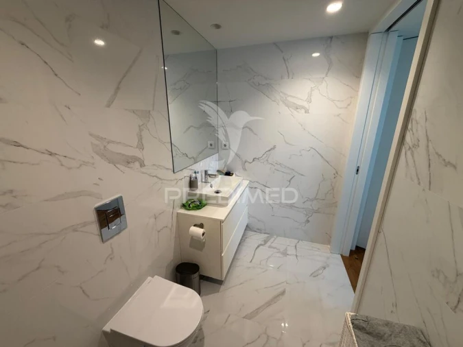 Apartamento T2 para Venda em Oliveira do Douro Foto 6