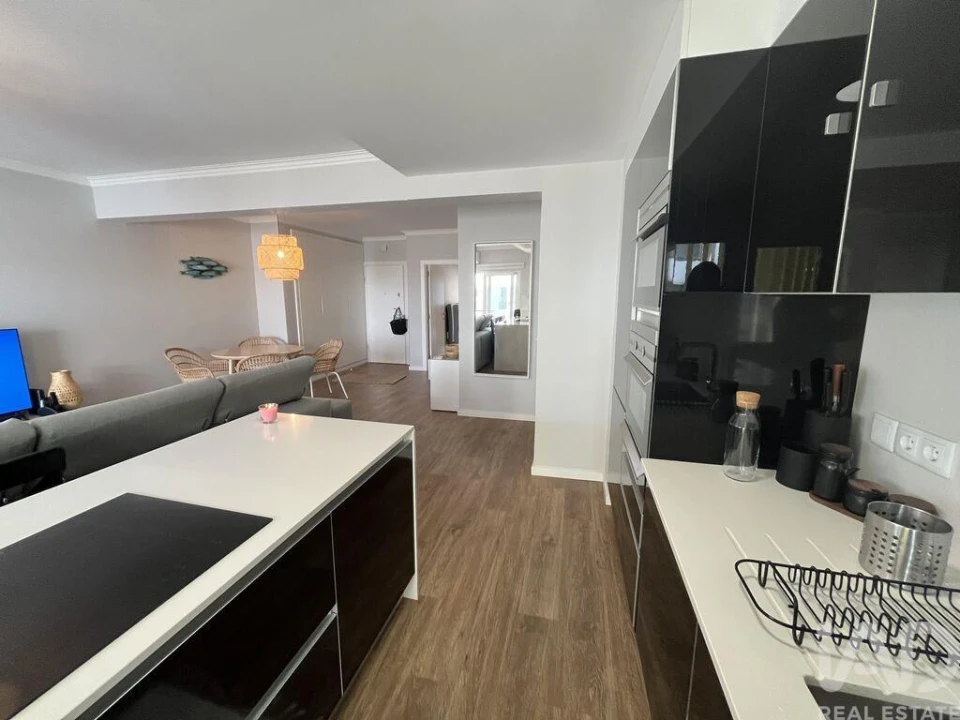 Apartamento T1 para Venda em Quarteira Foto 9