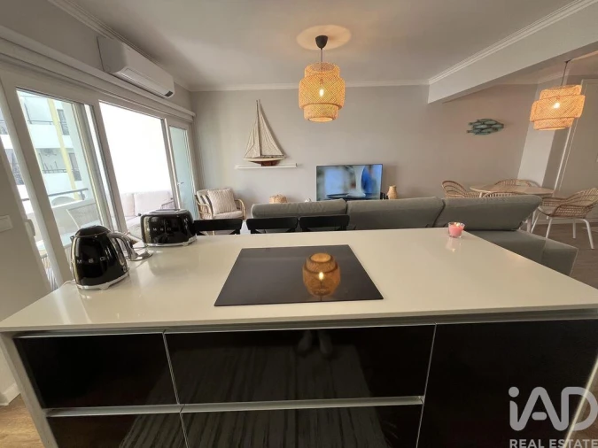 Apartamento T1 para Venda em Quarteira Foto 8