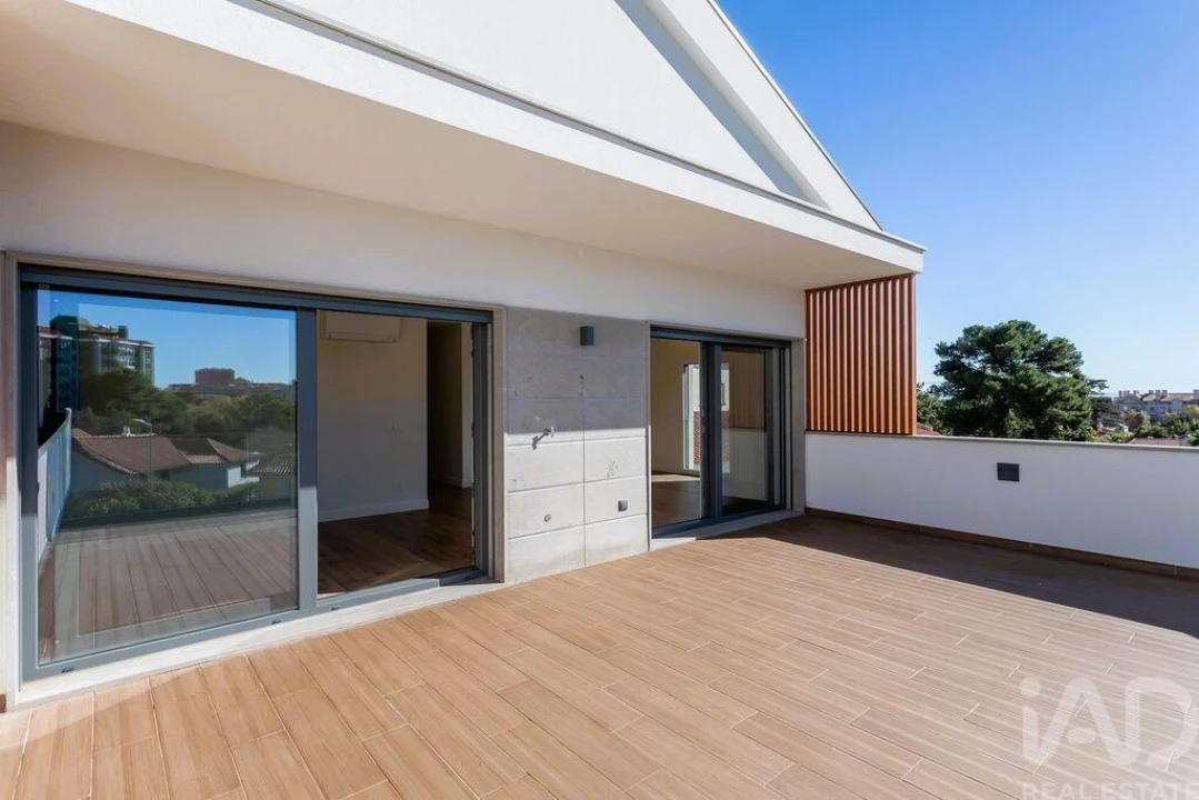 Apartamento T2 para Venda em Cascais e Estoril Foto 2