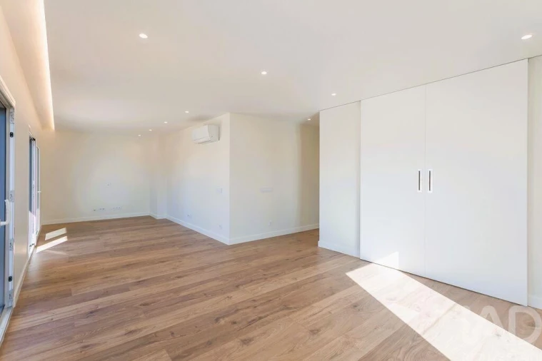 Apartamento T2 para Venda em Cascais e Estoril Foto 5