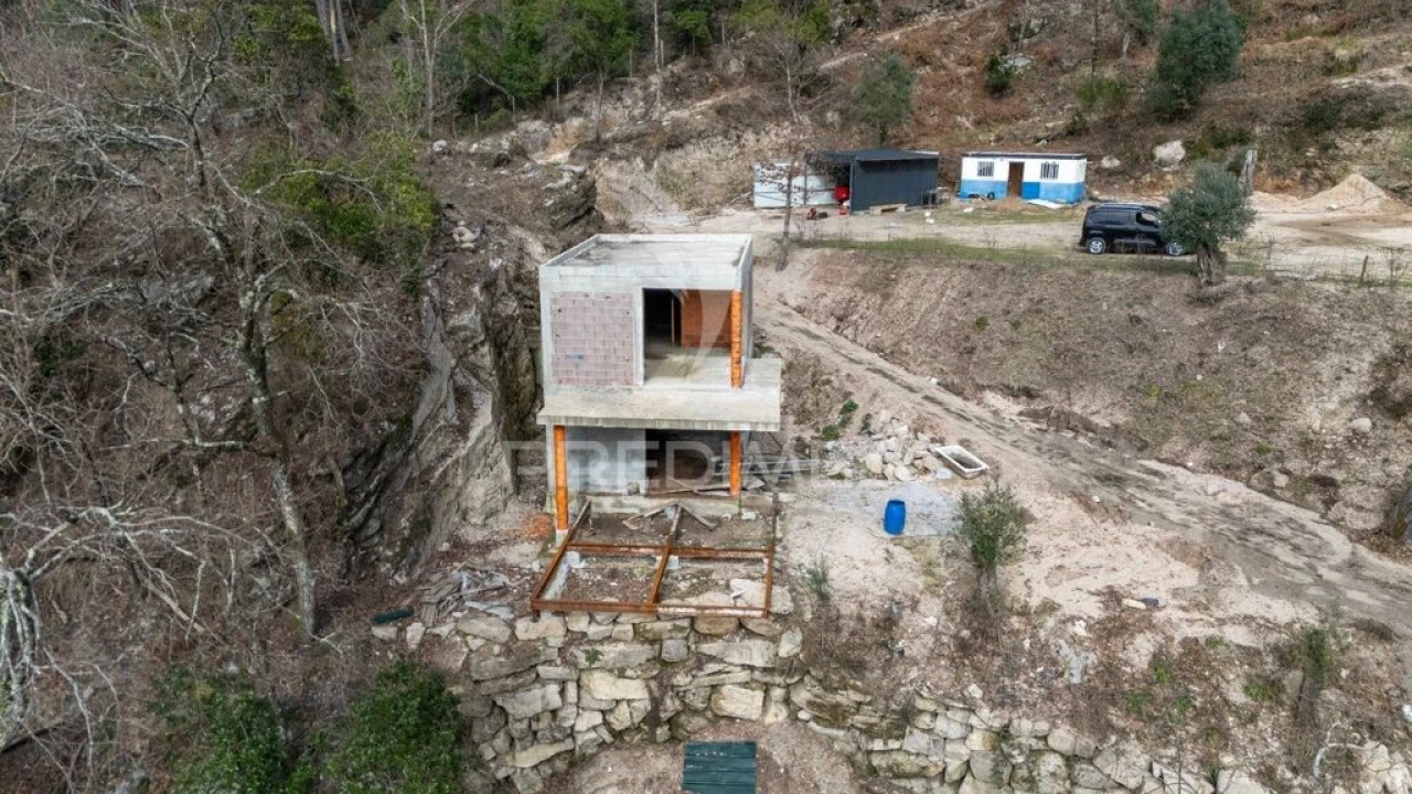 Terreno para Venda em Chamoim e Vilar Foto 2