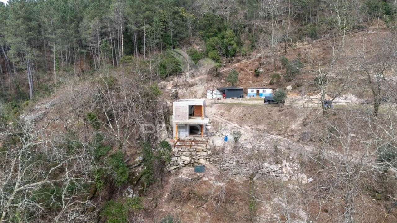 Terreno para Venda em Chamoim e Vilar Foto 4