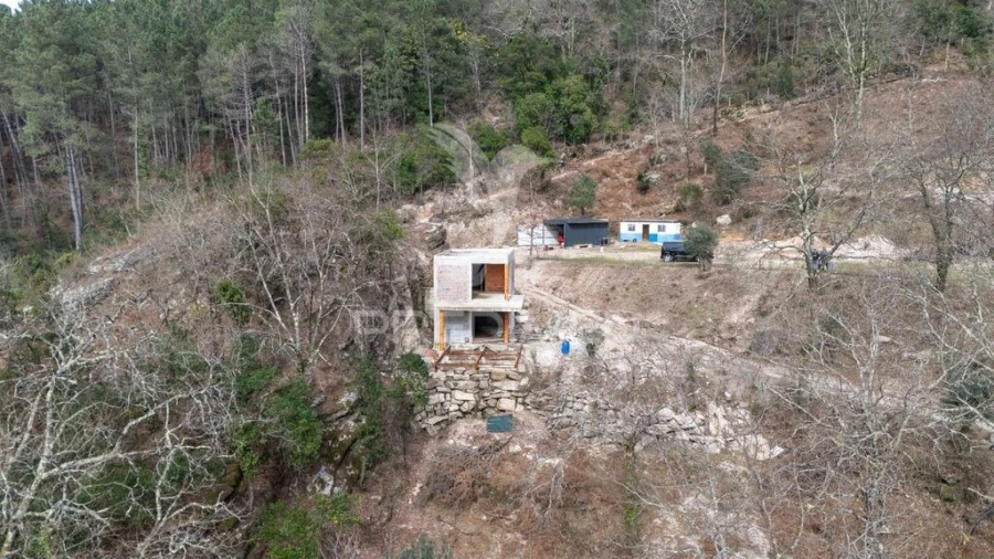 Terreno para Venda em Chamoim e Vilar Foto 4