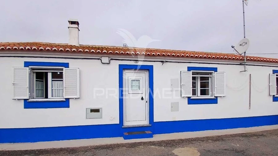 Moradia T3 para Venda em Santa Vitória e Mombeja