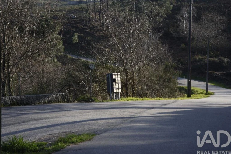 Terreno para Venda em Gondomil e Sanfins Foto 9