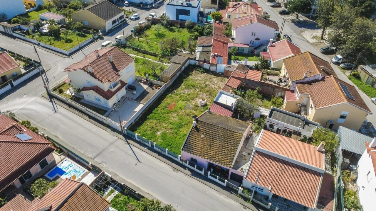 Terreno para Venda em Santo Antonio da Charneca Foto 3
