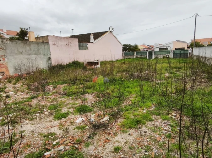 Terreno para Venda em Santo Antonio da Charneca Foto 4