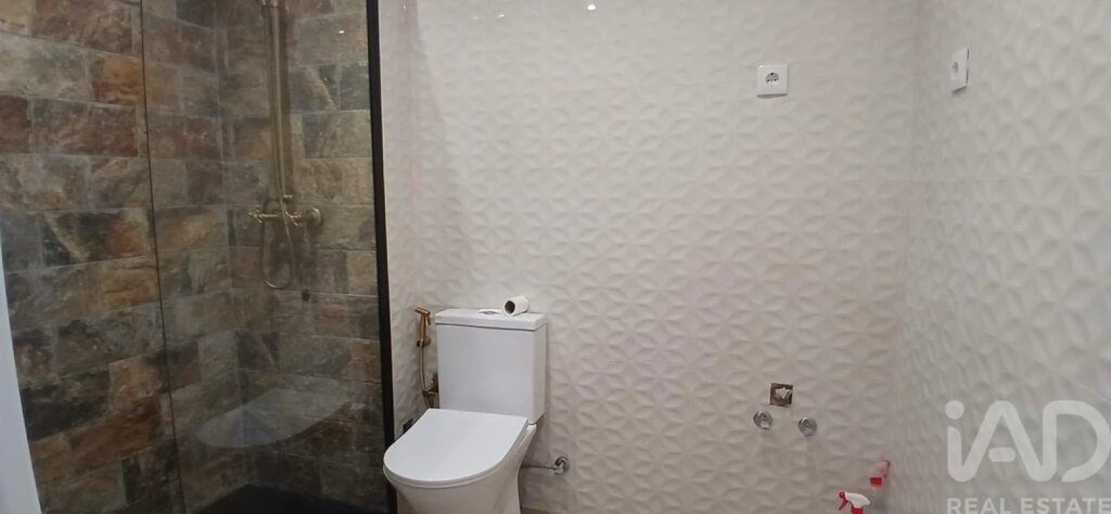 Apartamento para Venda em Olhão Foto 8