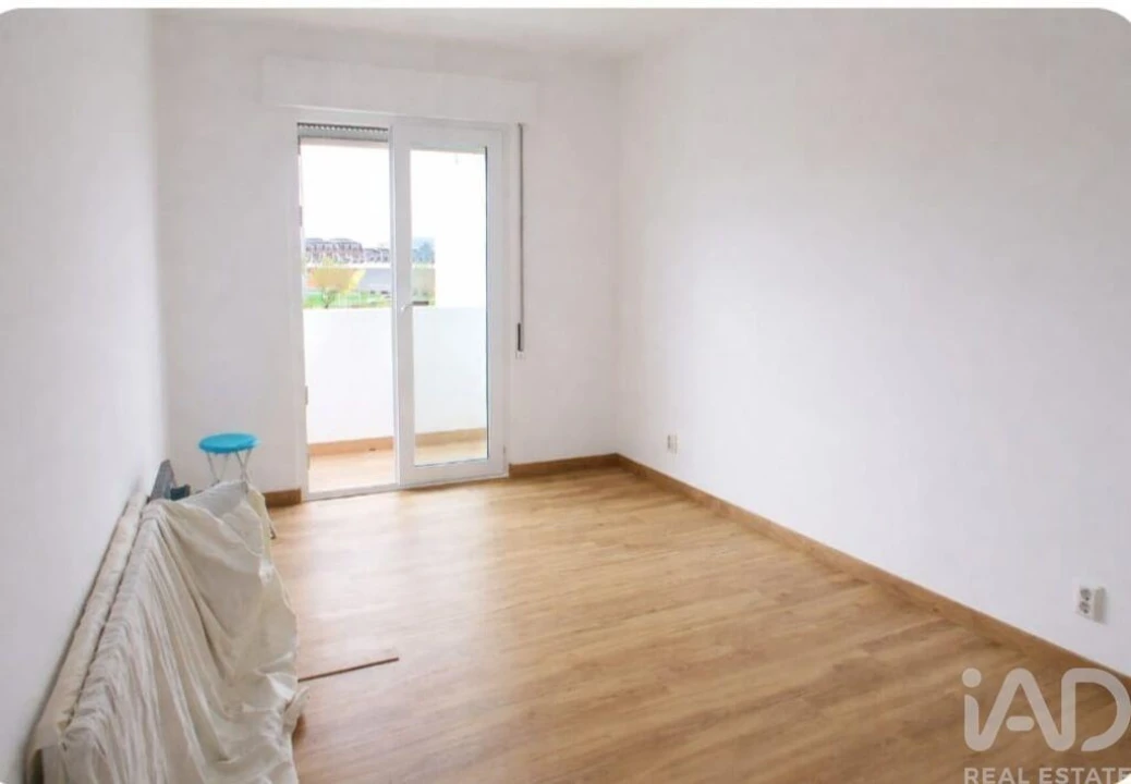 Apartamento para Venda em Olhão Foto 4