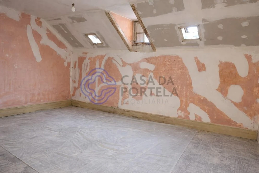 Prédio para Venda em Lordelo do Ouro e Massarelos Foto 15