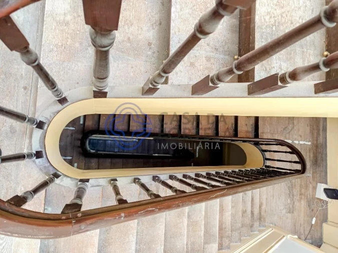 Prédio para Venda em Lordelo do Ouro e Massarelos Foto 5