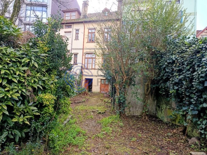 Prédio para Venda em Lordelo do Ouro e Massarelos Foto 18