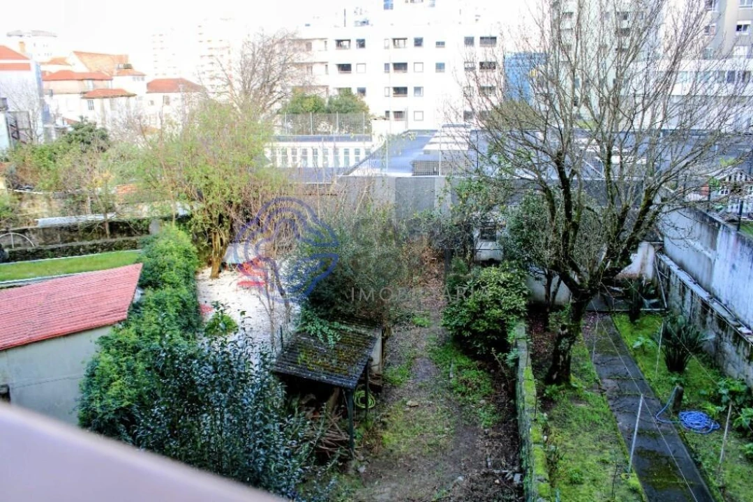 Prédio para Venda em Lordelo do Ouro e Massarelos Foto 7